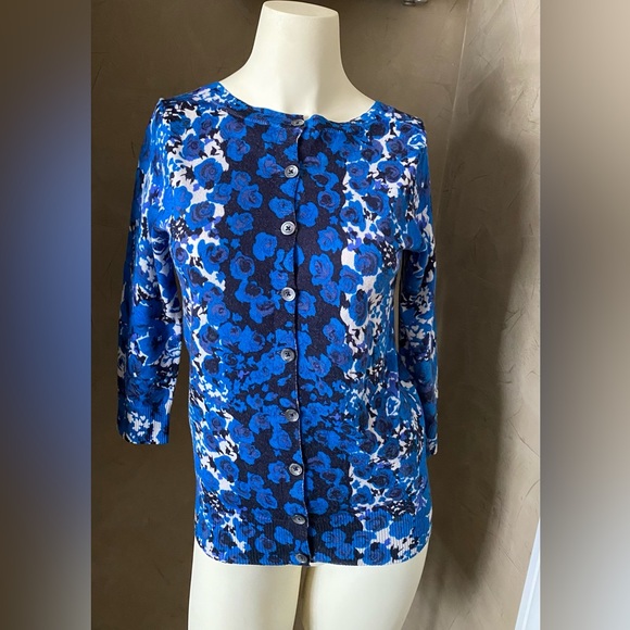 Boden wool sweater pullover floral blue jumper buttoned back navy, size 6 - Picture 11 of 12